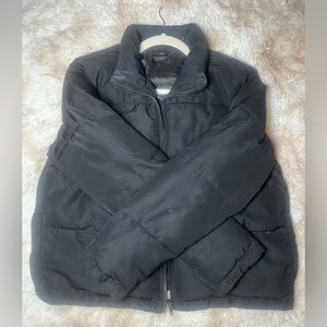 Brandy Melville (J Galt) Puffer Jacket black